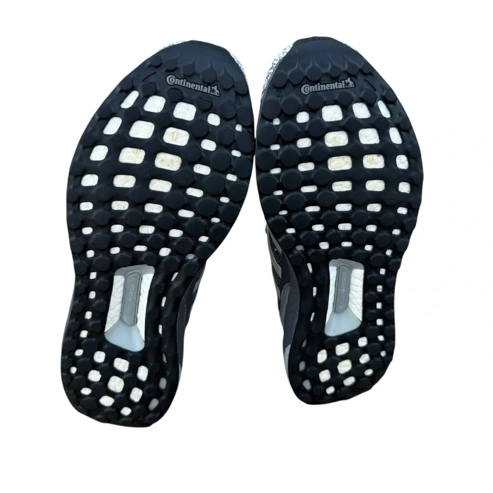 Adidas Ultra Boost Sneakers Mens 9